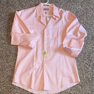 Van Huesen Fitted Wrinkle Free 15 1/2 (34/35) Dress Shirt 👔